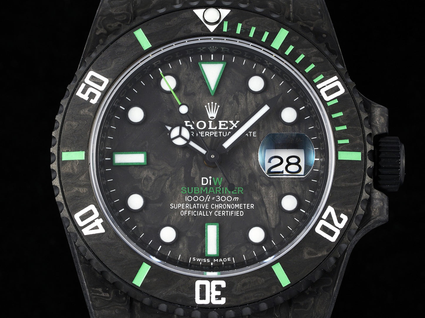 Submariner DIW Carbon VSF 1:1 Best Edition Black/Green Dial on Black Nylon Strap VS3135