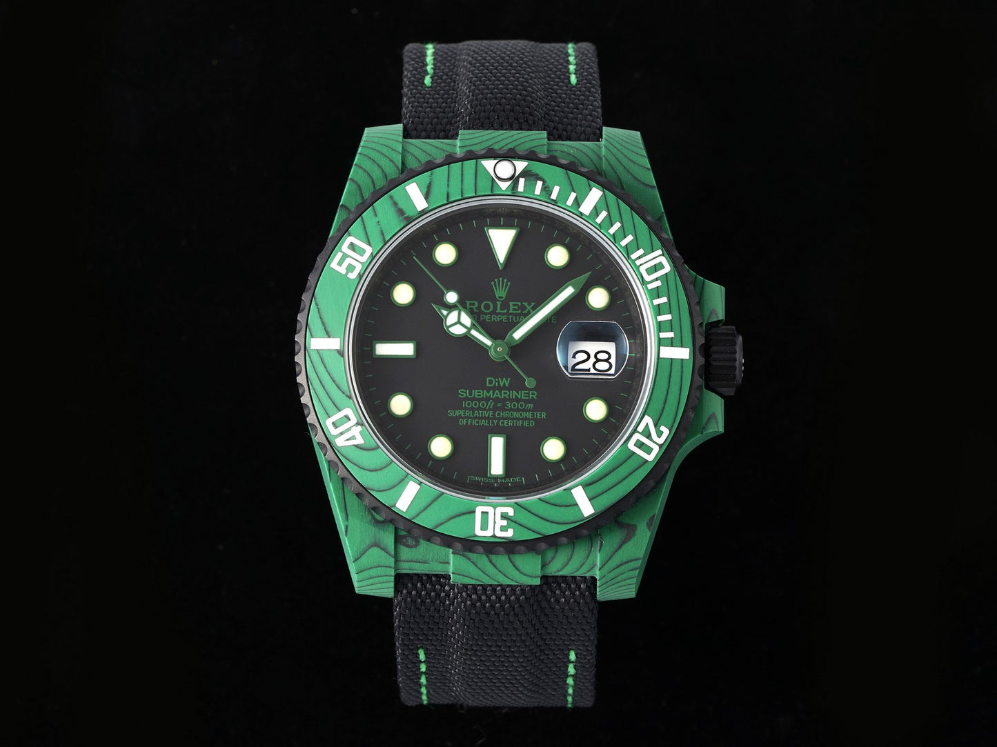 Submariner DIW Green Carbon VSF 1:1 Best Edition Black Dial on Black Nylon Strap VS3135