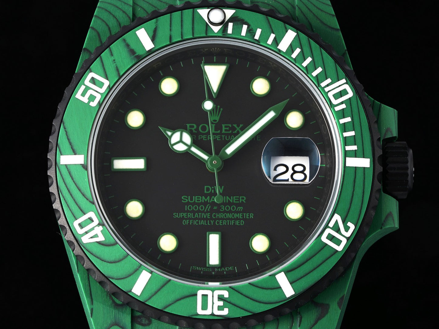 Submariner DIW Green Carbon VSF 1:1 Best Edition Black Dial on Black Nylon Strap VS3135