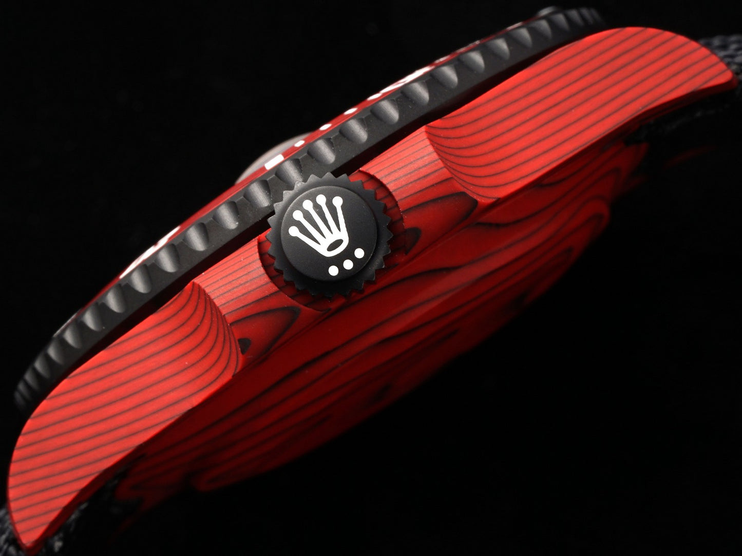 Submariner DIW Red Carbon VSF 1:1 Best Edition Black Dial on Black Nylon Strap VS3135